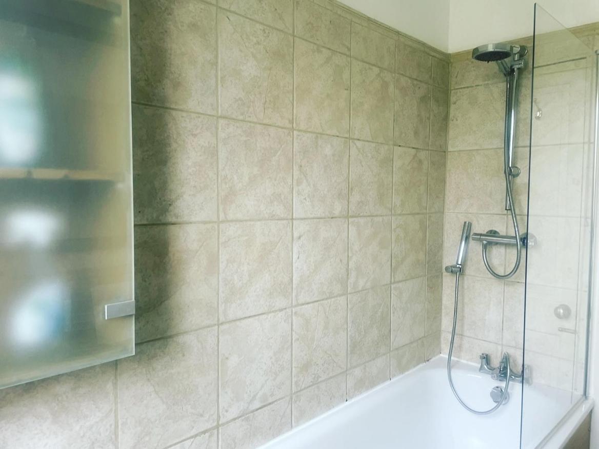 Luxury 1-Bed Apartment With Stunning City Views Perfect For Short Stays In 런던 외부 사진